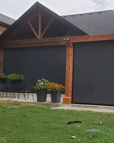 professional-retractable-screen-installation-nwa-big-0
